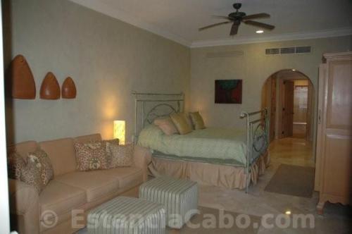 Villa La Estancia #1604 Second bedroom with king bed and queen sleeper sofa