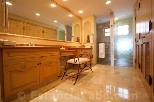 Second bedroom's luxury bathroom